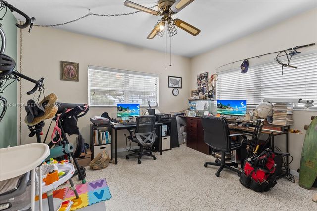 325 Bird Rd, Coral Gables, FL 33146