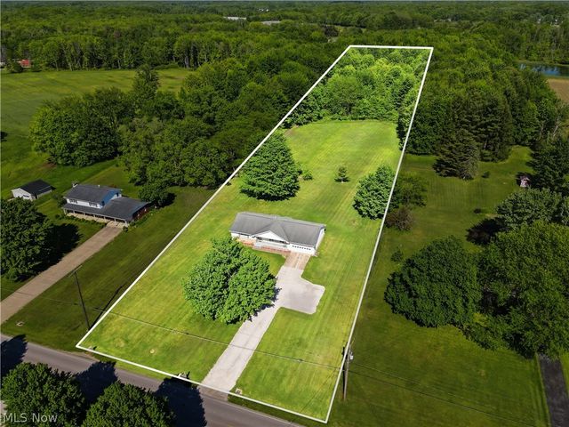 904 Lenox New Lyme Road, Jefferson, OH 44047