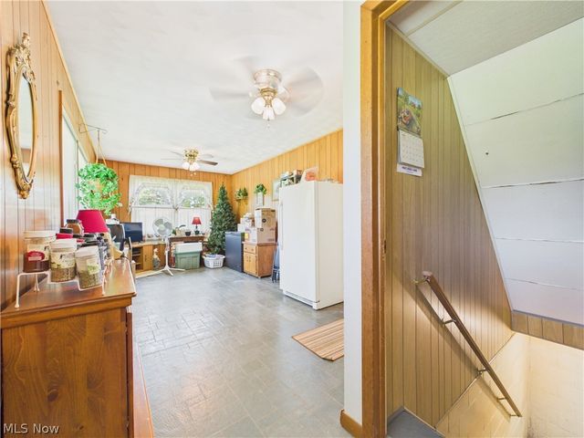 904 Lenox New Lyme Road, Jefferson, OH 44047