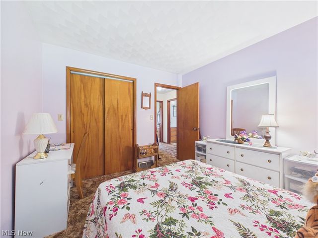 904 Lenox New Lyme Road, Jefferson, OH 44047