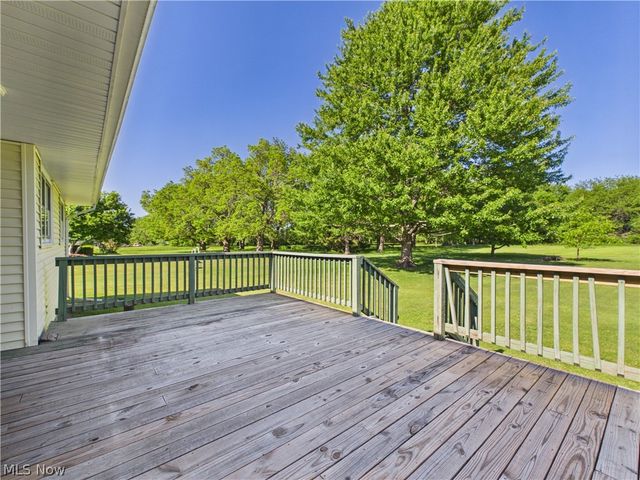 904 Lenox New Lyme Road, Jefferson, OH 44047