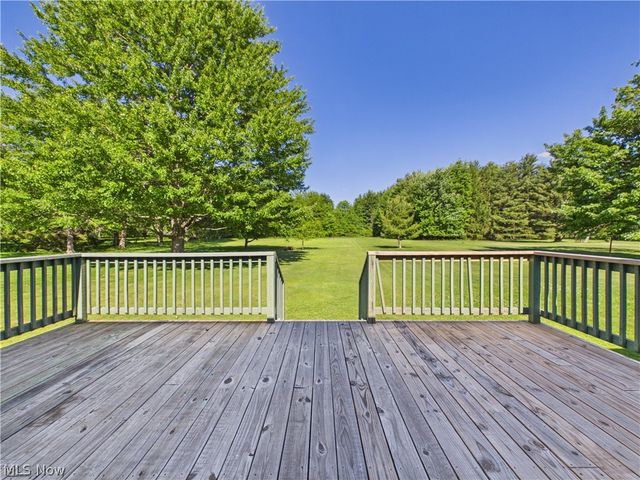 904 Lenox New Lyme Road, Jefferson, OH 44047