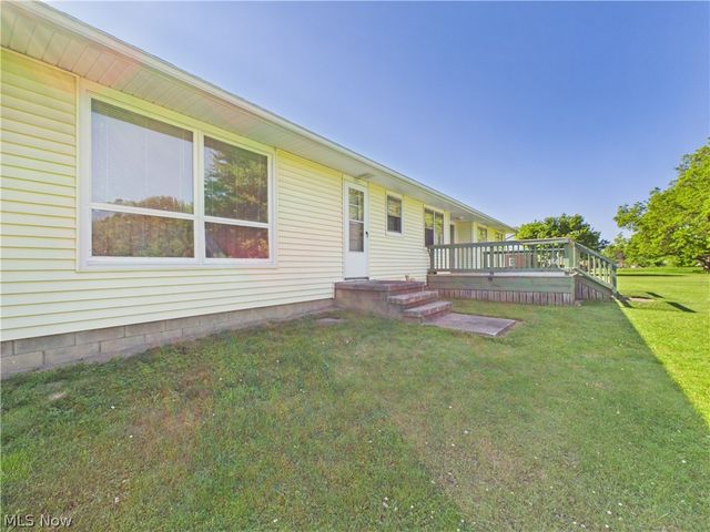 904 Lenox New Lyme Road, Jefferson, OH 44047