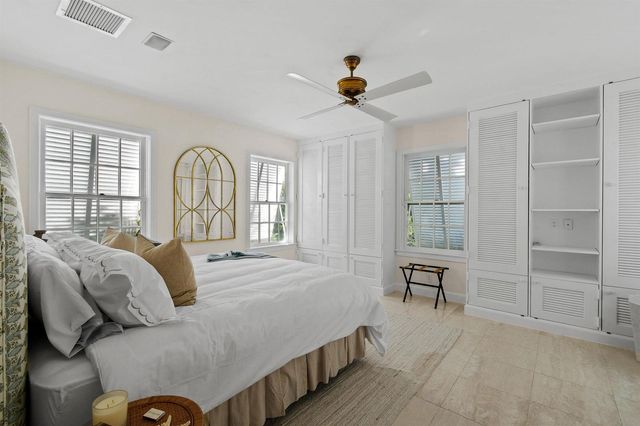 117 Via Vizcaya, Palm Beach, FL 33480
