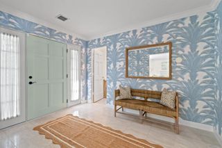 117 Via Vizcaya, Palm Beach, FL 33480
