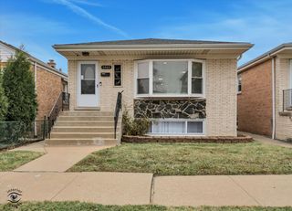 5465 N Nottingham Avenue, Chicago, IL 60656