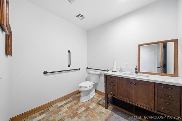 600 S Cherokee Street, Catoosa, OK 74015