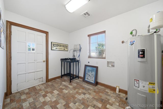 600 S Cherokee Street, Catoosa, OK 74015