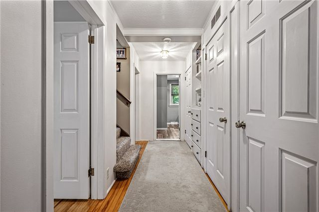 2411 James St, Hopewell Twp, PA 15001