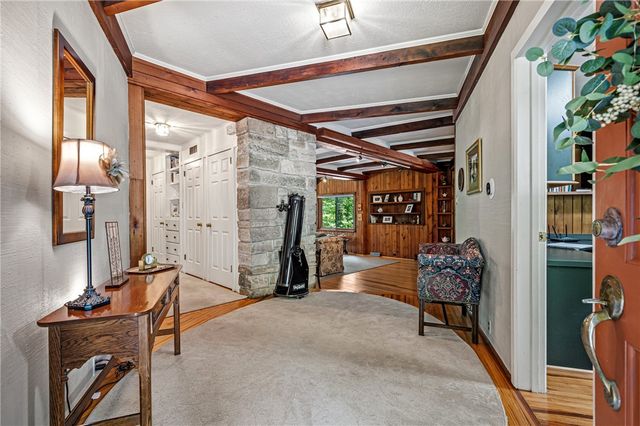2411 James St, Hopewell Twp, PA 15001