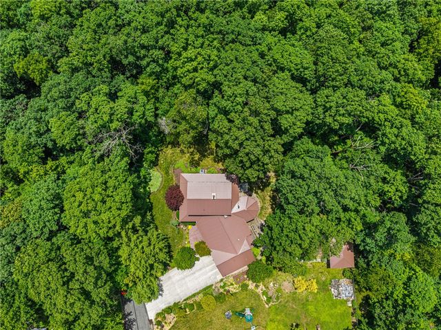 2411 James St, Hopewell Twp, PA 15001