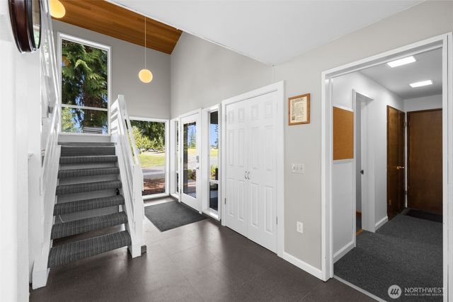 137 Fairway Drive, Sequim, WA 98382