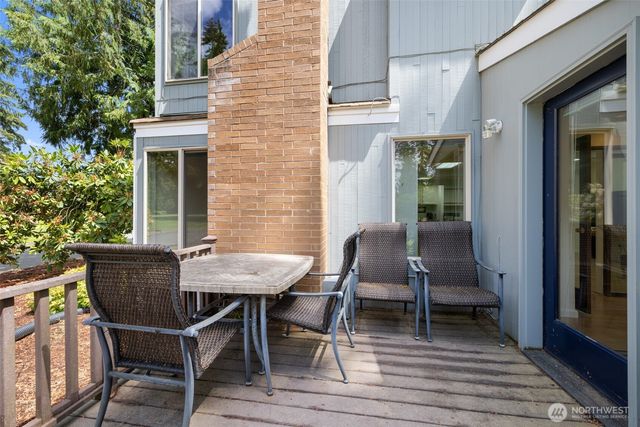 137 Fairway Drive, Sequim, WA 98382