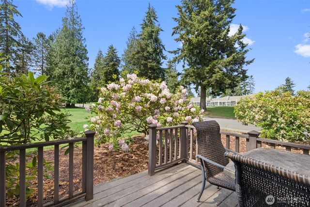 137 Fairway Drive, Sequim, WA 98382