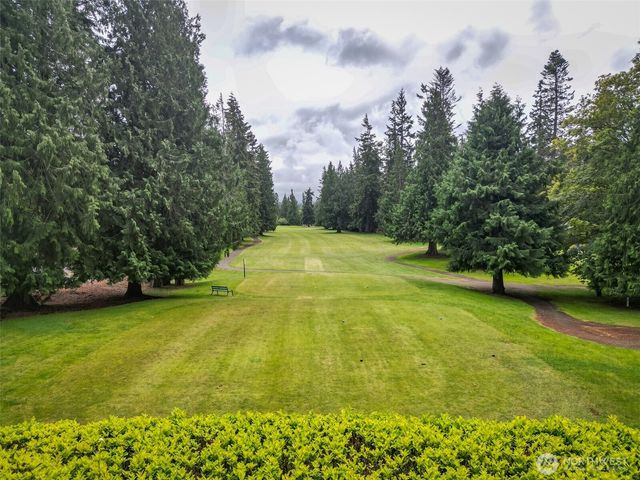 137 Fairway Drive, Sequim, WA 98382