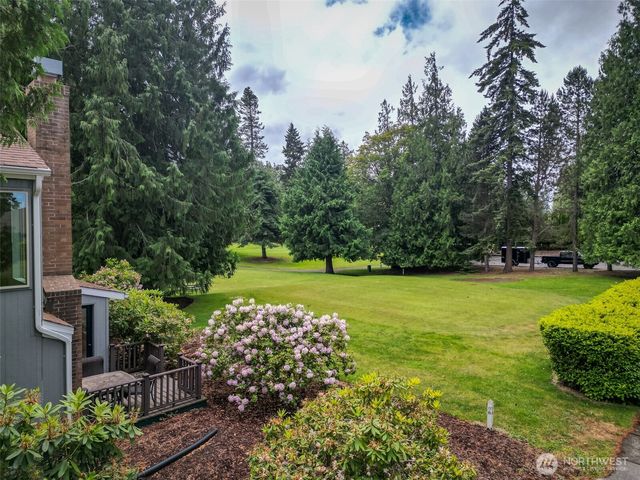 137 Fairway Drive, Sequim, WA 98382