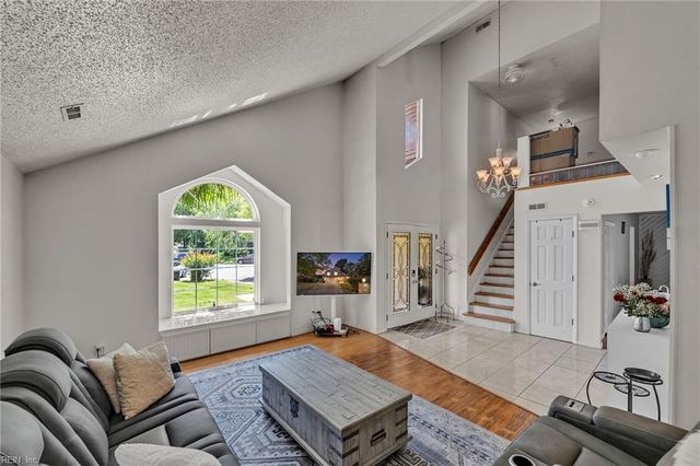 1781 Barkading LN, Virginia Beach, VA 23464