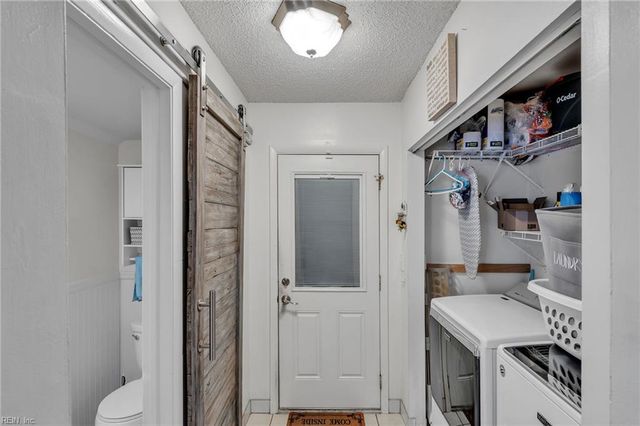1781 Barkading LN, Virginia Beach, VA 23464