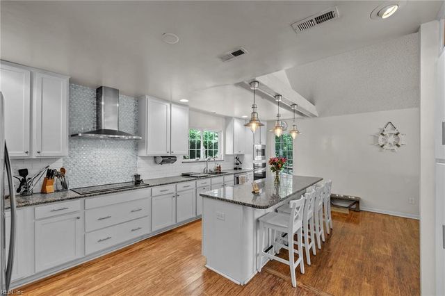 1781 Barkading LN, Virginia Beach, VA 23464
