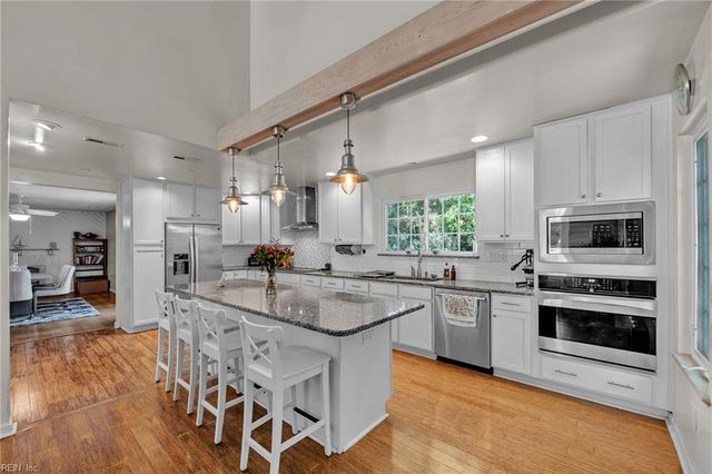 1781 Barkading LN, Virginia Beach, VA 23464