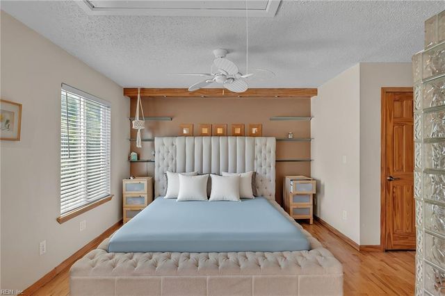 1781 Barkading LN, Virginia Beach, VA 23464