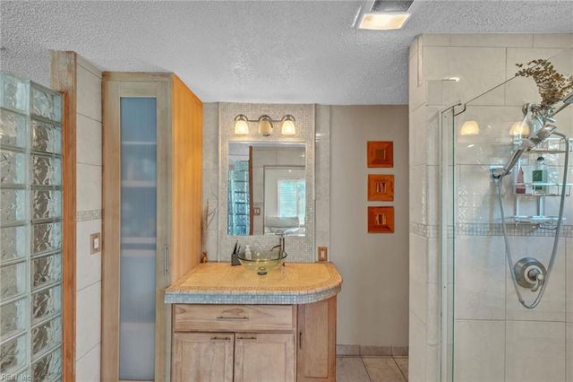 1781 Barkading LN, Virginia Beach, VA 23464