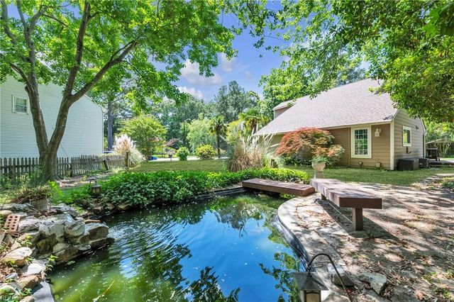 1781 Barkading LN, Virginia Beach, VA 23464