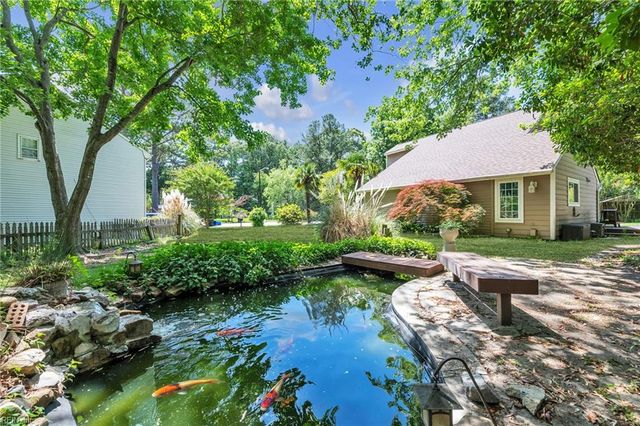 1781 Barkading LN, Virginia Beach, VA 23464