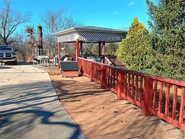 621 County Road 3230, Salem, MO 65560