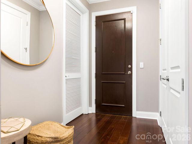 230 S Tryon Street 506, Charlotte, NC 28202