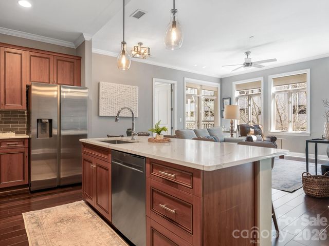 230 S Tryon Street 506, Charlotte, NC 28202