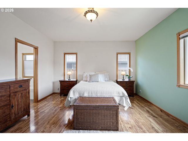 619 DRIFTWOOD Dr, Eugene, OR 97402