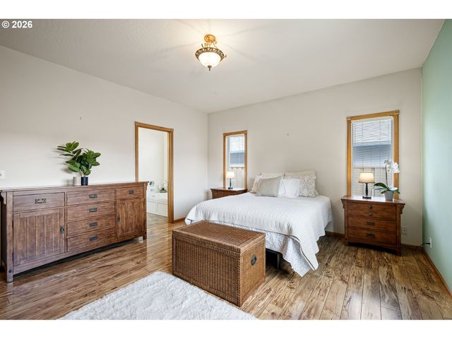 619 DRIFTWOOD Dr, Eugene, OR 97402