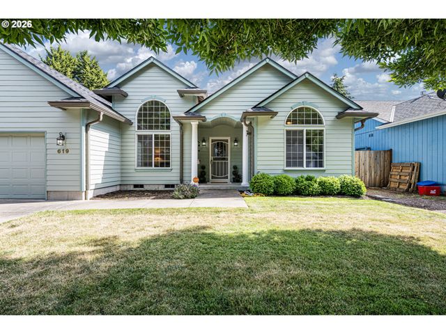 619 DRIFTWOOD Dr, Eugene, OR 97402