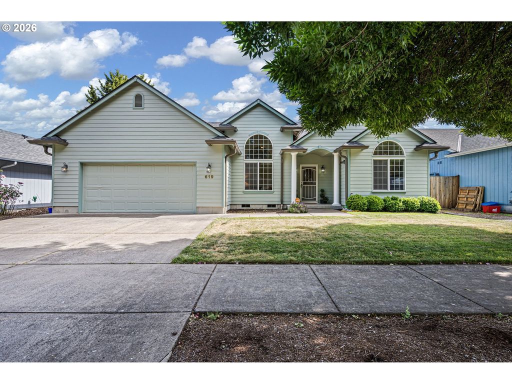 619 DRIFTWOOD Dr, Eugene, OR 97402