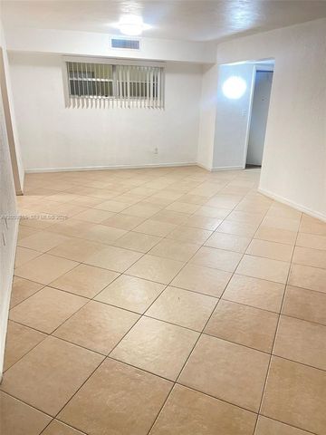 7410 SW 82nd St K312, Miami, FL 33143