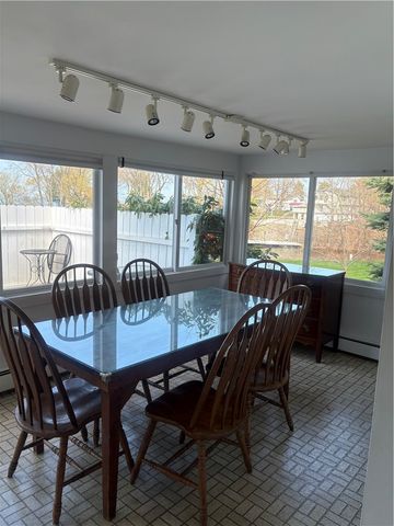 2187 Lake Road, Ontario, NY 14519