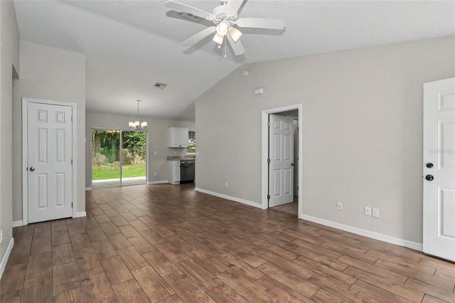 6512 NW 11 AVENUE, Ocala, FL 34475