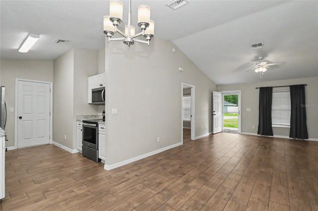 6512 NW 11 AVENUE, Ocala, FL 34475