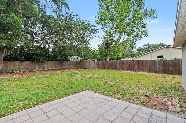 6512 NW 11 AVENUE, Ocala, FL 34475