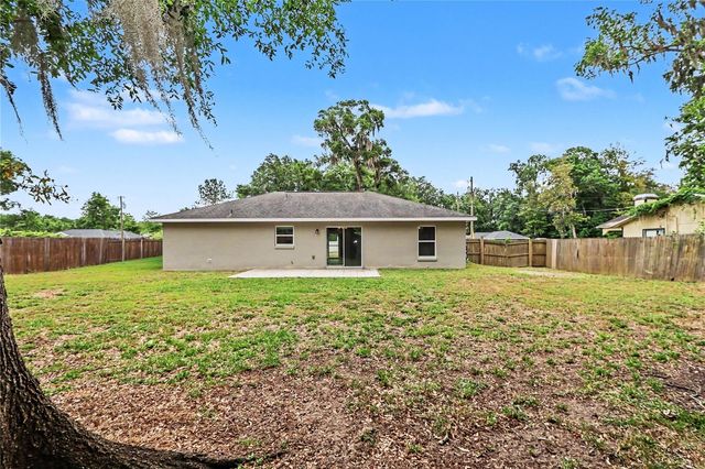 6512 NW 11 AVENUE, Ocala, FL 34475