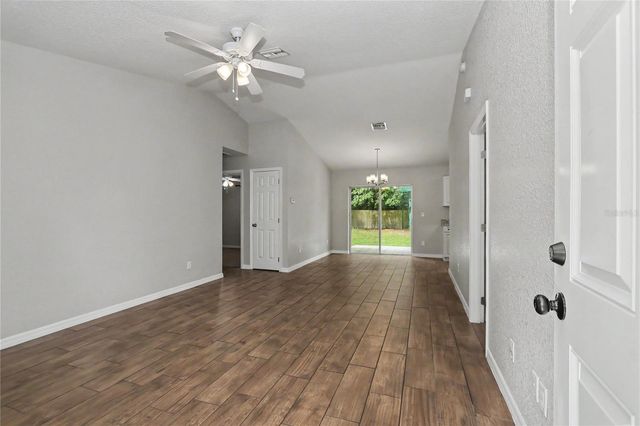 6512 NW 11 AVENUE, Ocala, FL 34475