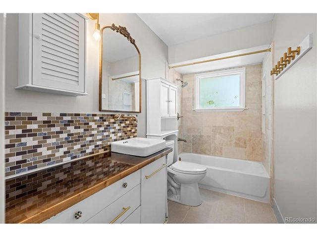 1850 S Nile Ct, Aurora, CO 80012