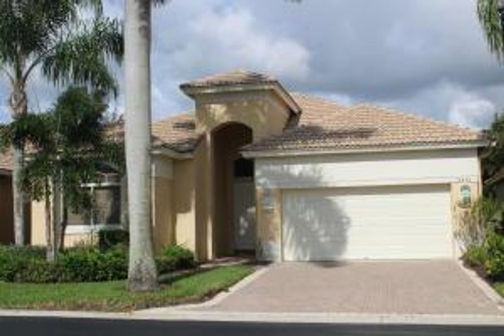 10836 Grande Boulevard, West Palm Beach, FL 33412