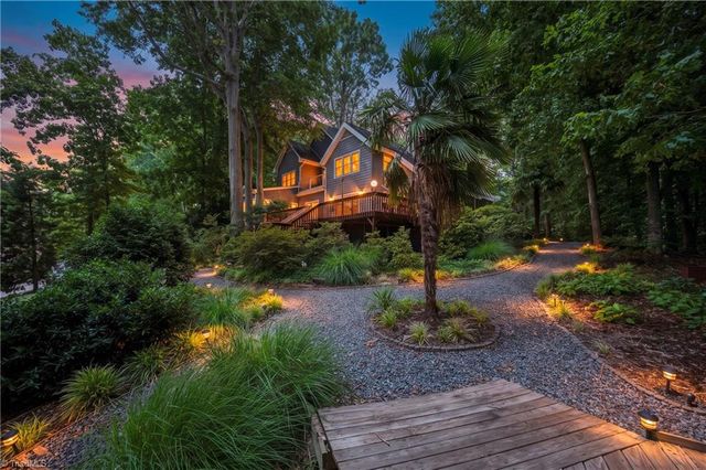 144 Riverside Court, Lexington, NC 27292