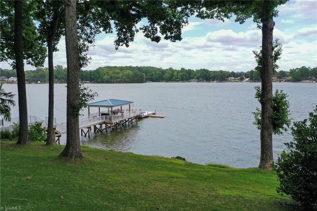 144 Riverside Court, Lexington, NC 27292