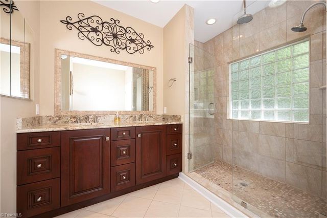 144 Riverside Court, Lexington, NC 27292