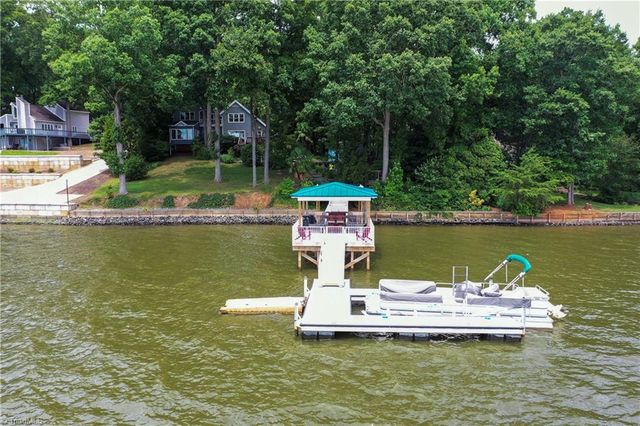144 Riverside Court, Lexington, NC 27292