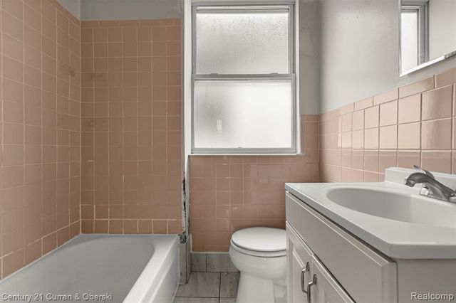 3949 Trenton Street, Detroit, MI 48210