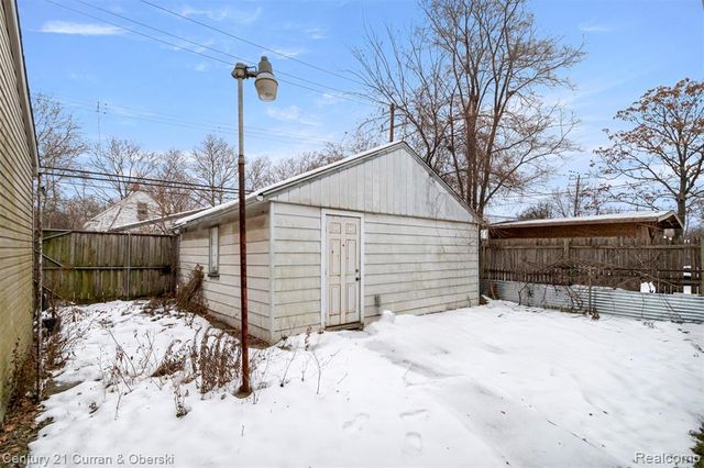 3949 Trenton Street, Detroit, MI 48210